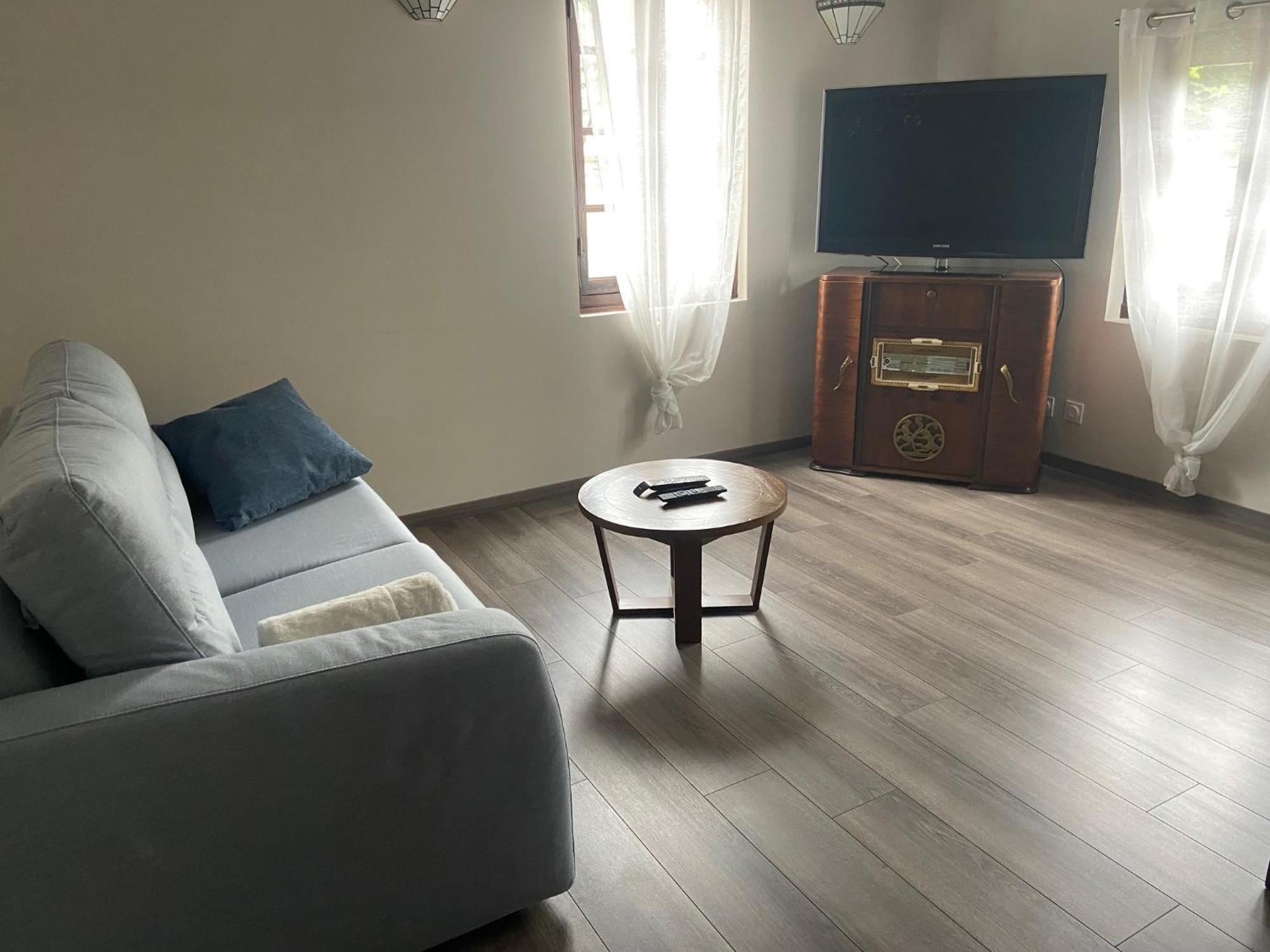 La Champenoise Apartment *